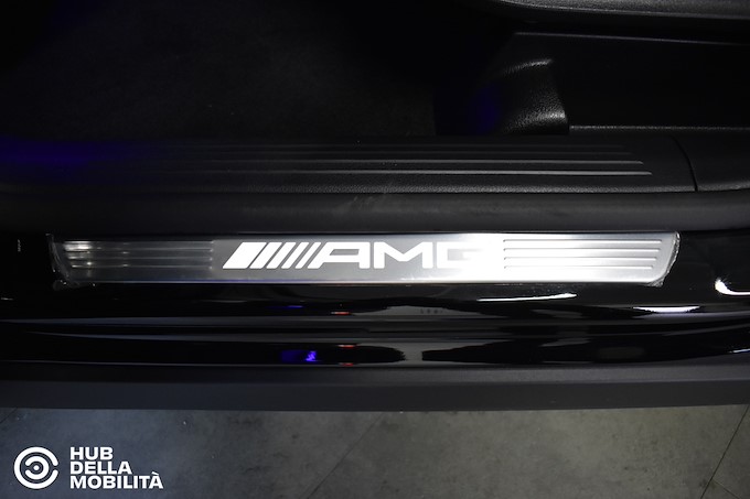 MERCEDES-BENZ GLA 35 4Matic AMG Premium Plus